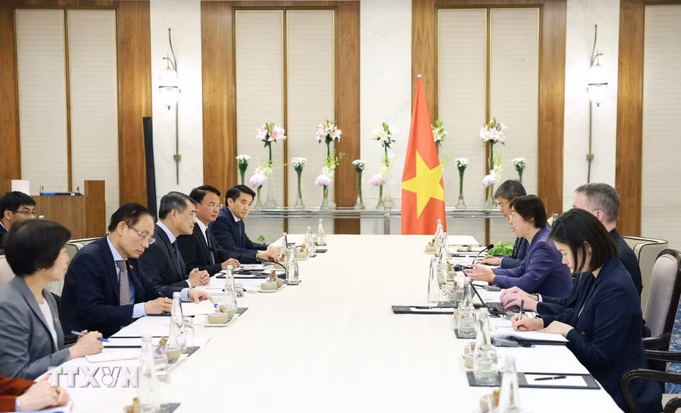 Thủ tướng Lê Minh Hưng tiếp lãnh đạo các tổ chức kinh tế và tài chính- Ảnh 6.