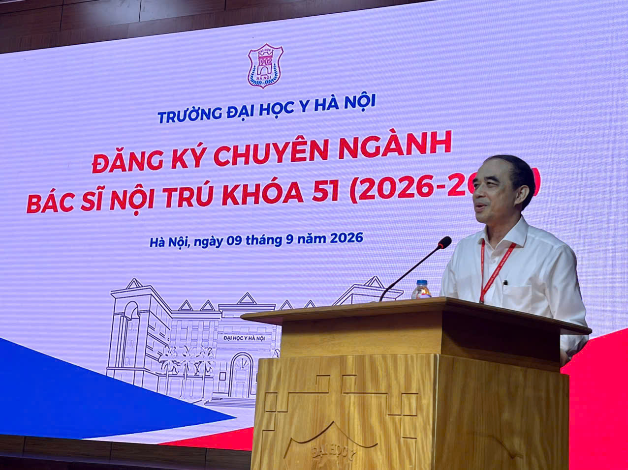 Hiệu trưởng Đại học Y Hà Nội: 'Mở rộng đào tạo Bác sĩ nội trú là trách nhiệm đối với ngành y tế và xã hội'- Ảnh 2.