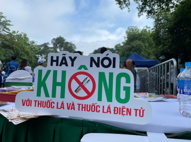 Ảnh liên quan đến thuốc lá thế hệ mới Ảnh liên quan đến thuốc lá thế hệ mới