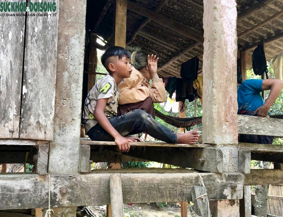Giáo viên vùng biên làm gì trước ngày khai giảng? - Ảnh 2.