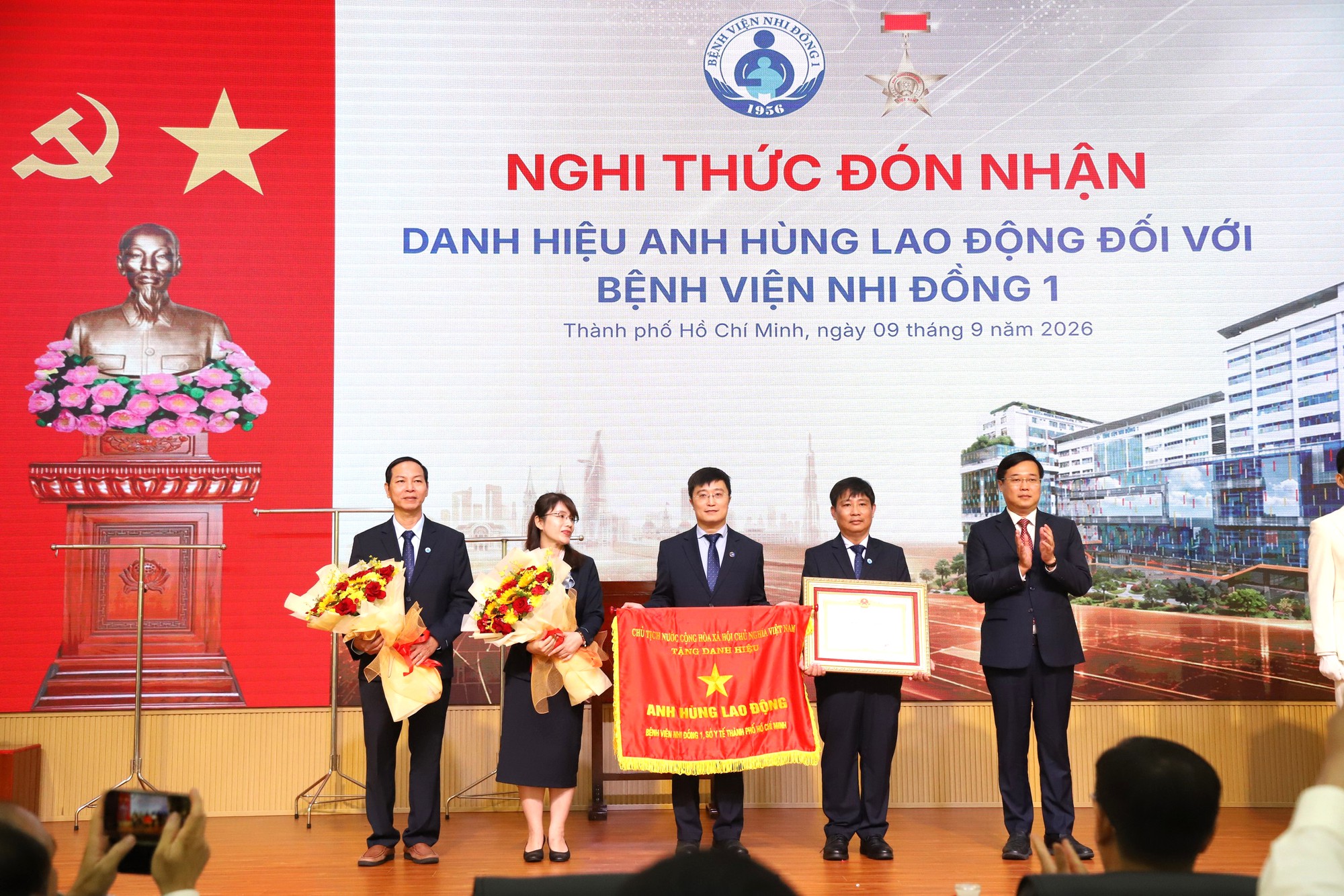 Hai lần Anh hùng, Bệnh viện Nhi đồng 1 bước vào hành trình mới - Ảnh 2.
