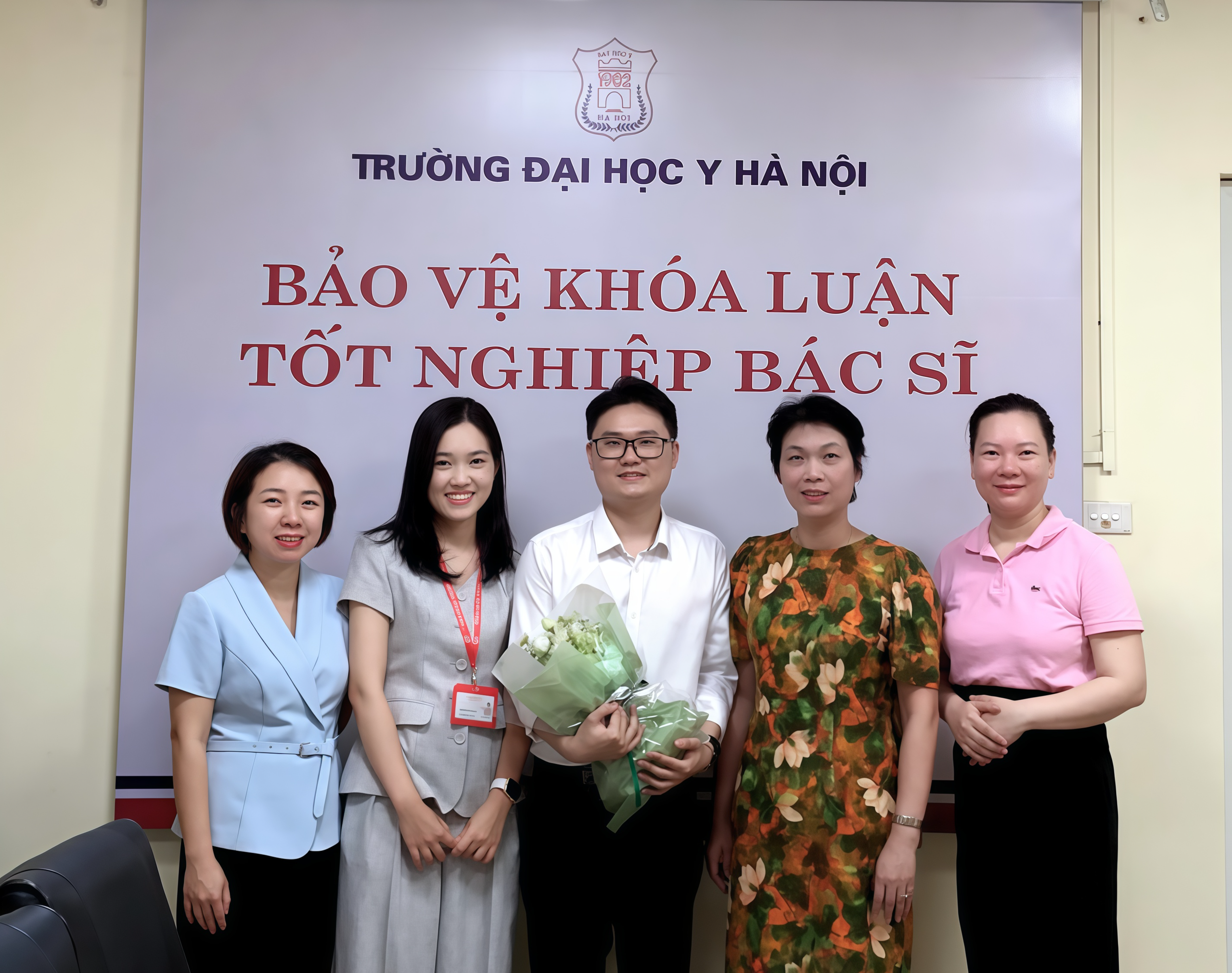 H hành Trình Đặc Biệt Của Thủ Khoa Y Học Cổ Truyền: Từ Tâm Huyết Đến Khát Vọng