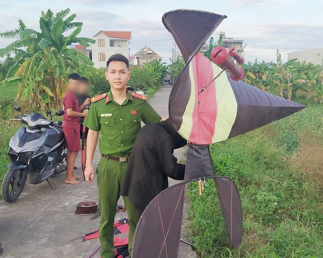 Diều bay cao gần Cầu Khuể: sự cố bị thu giữ và những cảnh báo về an toàn hàng không