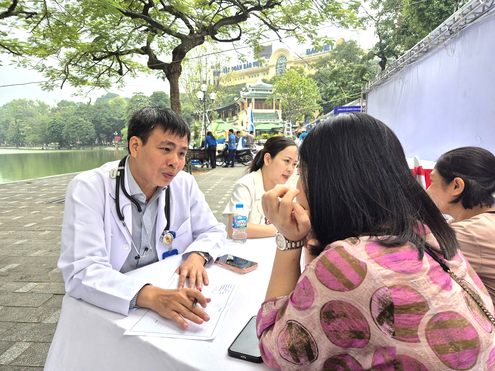 edit-1000106210-17879169299182029177907 Nghỉ lễ dài ngày, ăn thế nào không tăng cân và 'quá tải' chuyển hóa?- Ảnh 1.