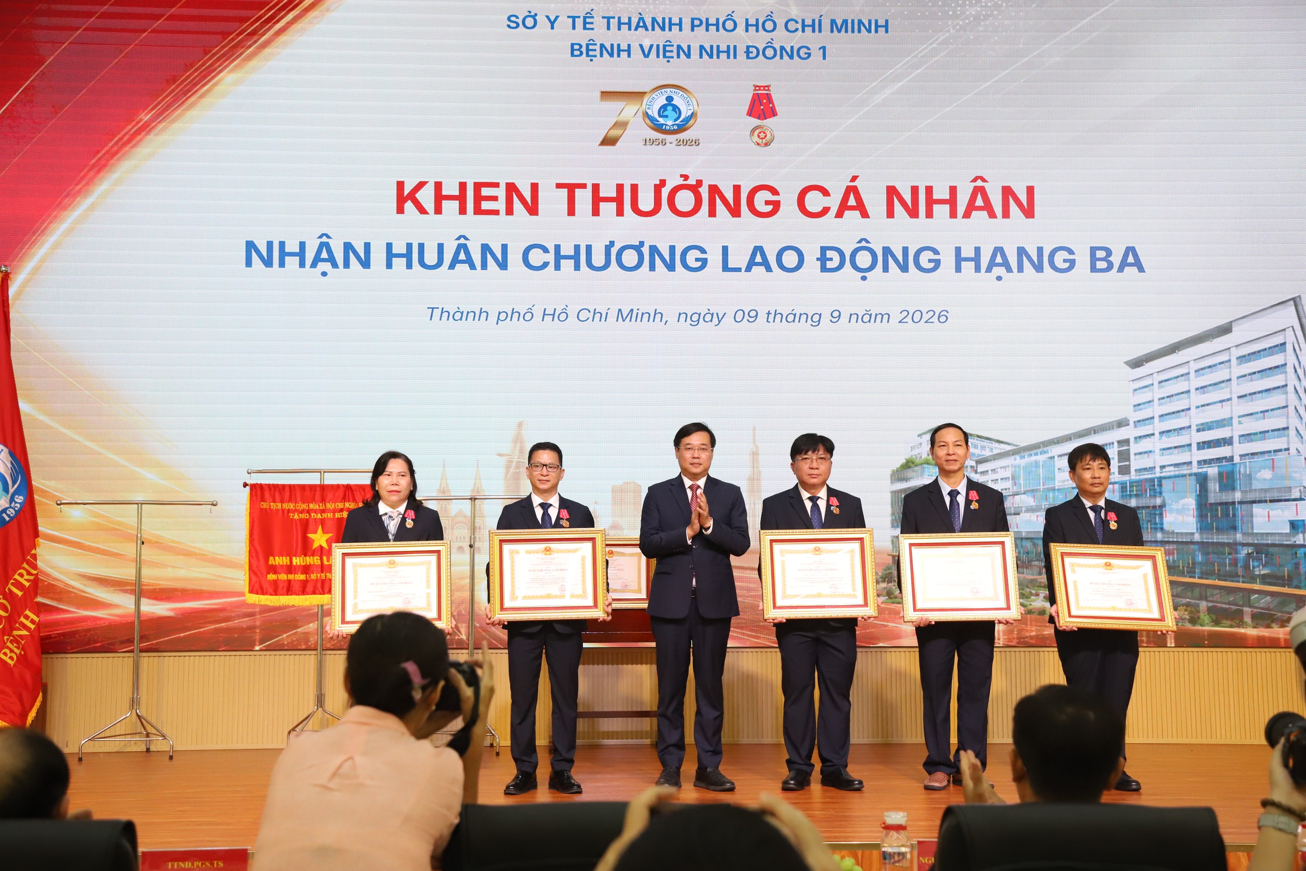Hai lần Anh hùng, Bệnh viện Nhi đồng 1 bước vào hành trình mới - Ảnh 5.