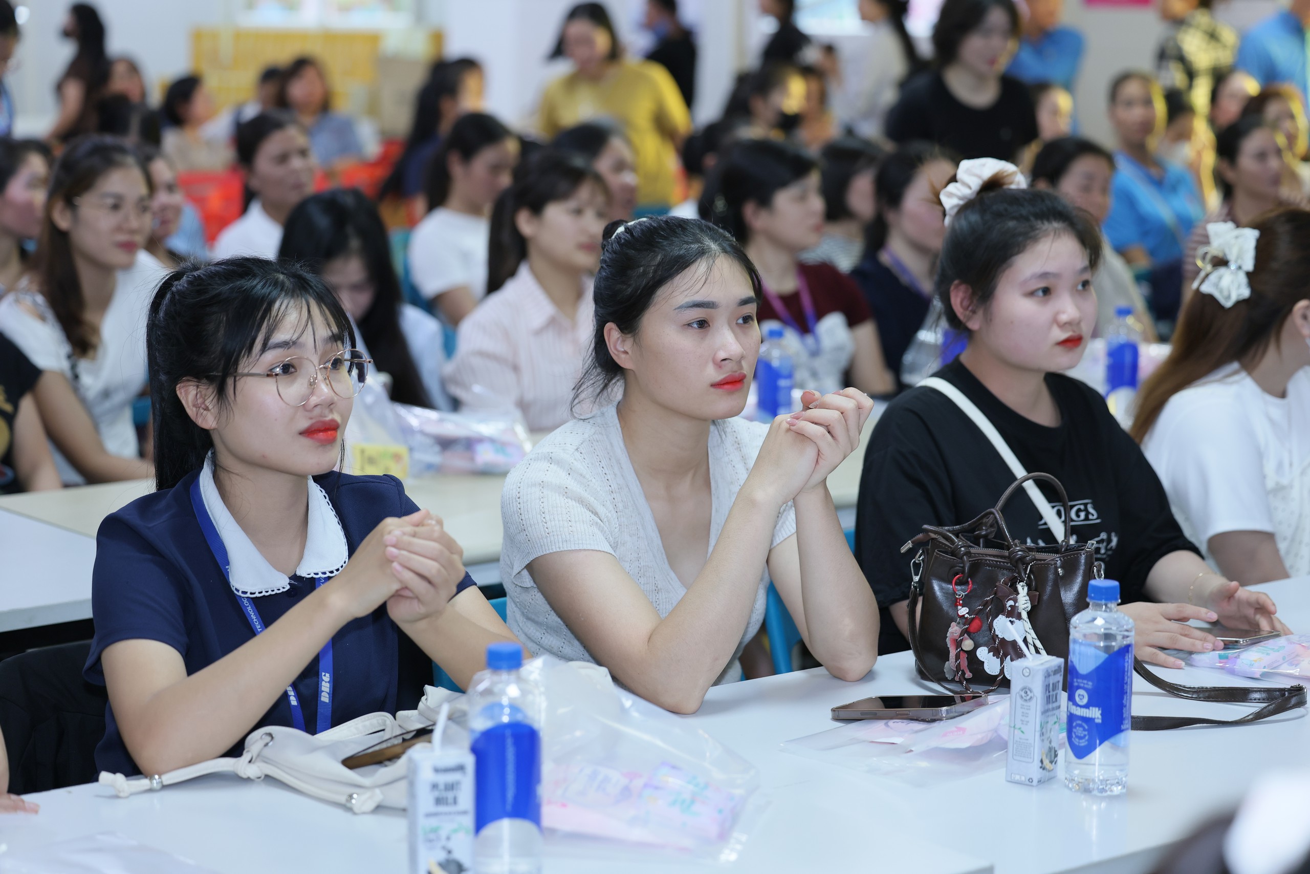 lp26988-17891996818211716800356 800 nữ công nhân được truyền thông, tư vấn và chăm sóc sức khỏe sinh sản- Ảnh 4.