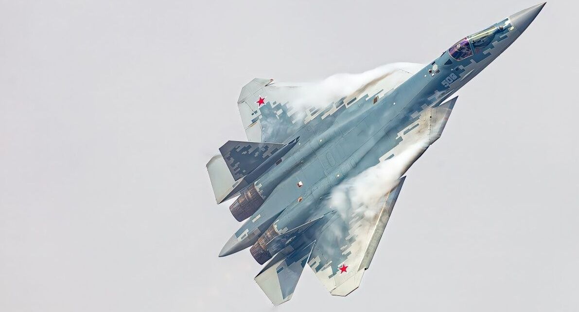 Động cơ tiêm kích Su-57 có thể chịu nhiệt tới 2.000 độ C- Ảnh 1.