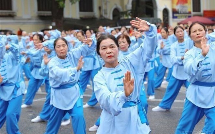 nguoi-cao-tuoi-1785844824696862171132-65-0-705-1024-crop-1787712575430599685060 Thúc đẩy hợp tác quốc tế về y tế, chăm sóc người cao tuổi- Ảnh 3.