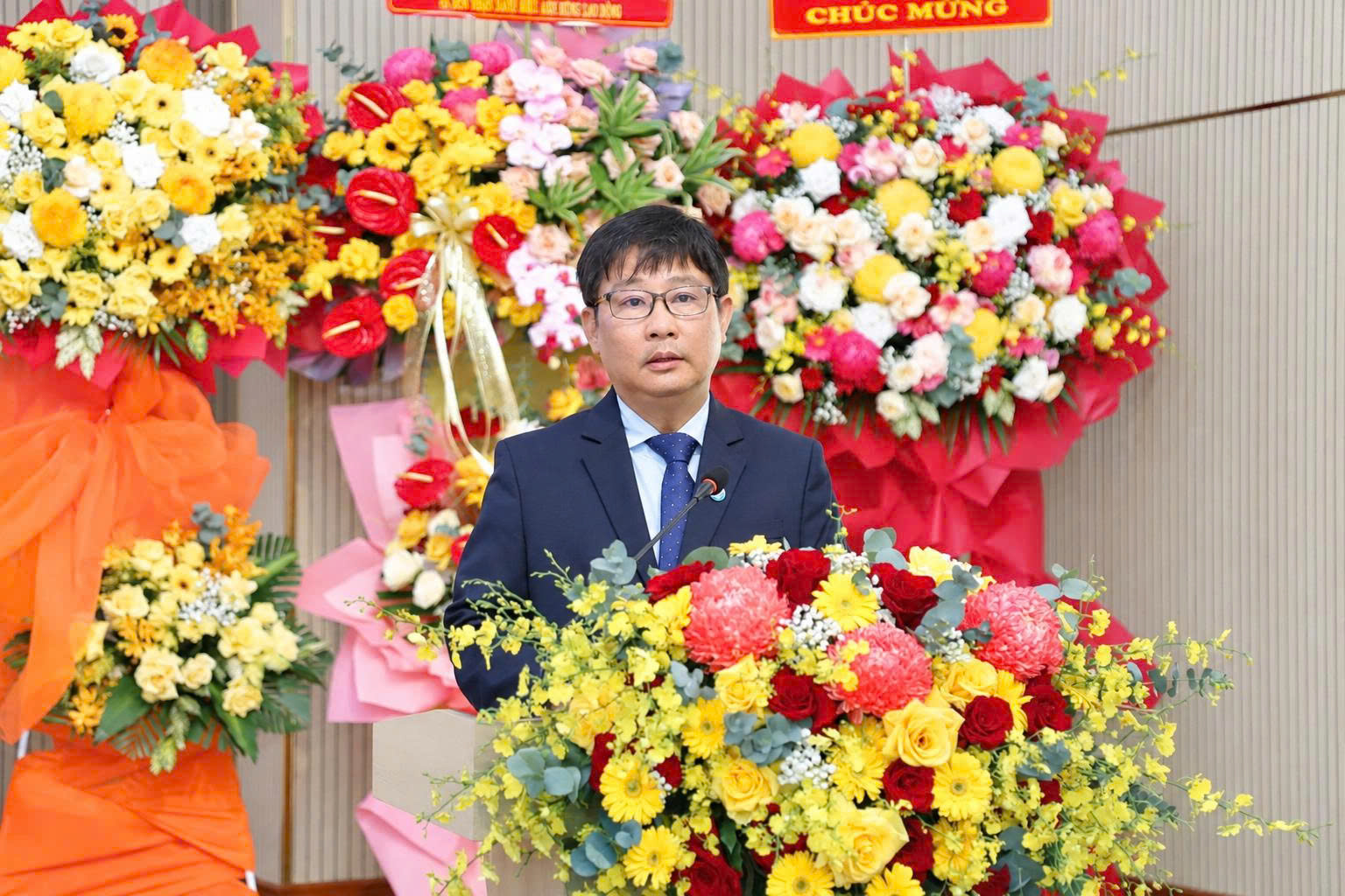 Hai lần Anh hùng, Bệnh viện Nhi đồng 1 bước vào hành trình mới - Ảnh 3.