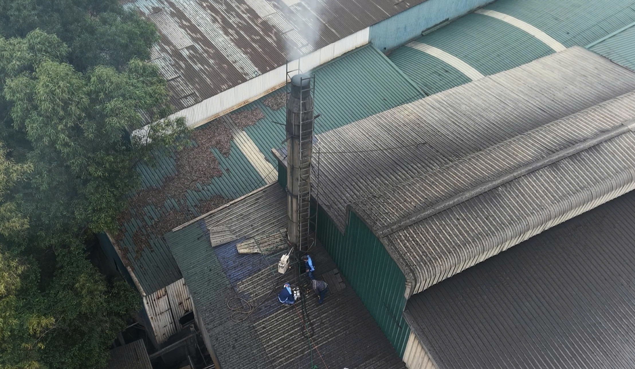 Hưng Yên xử phạt 216 triệu đồng với doanh nghiệp xả thải chưa qua xử lý