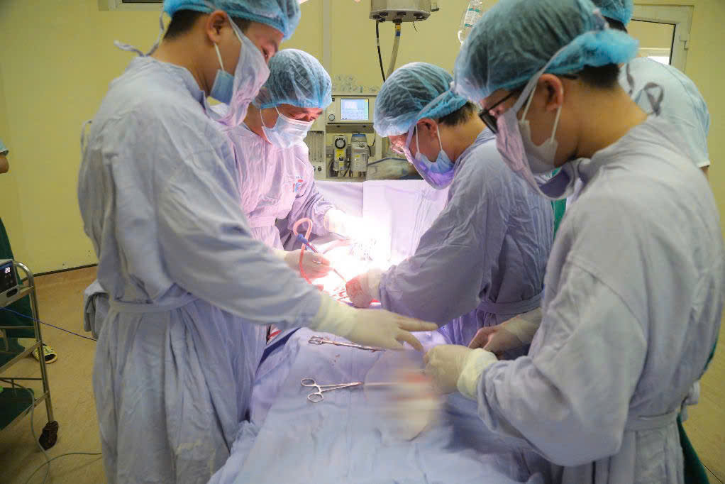 Thay đổi tiêu chí trợ cấp người mắc bệnh hiểm nghèo: có nên bỏ rào giai đoạn cuối?